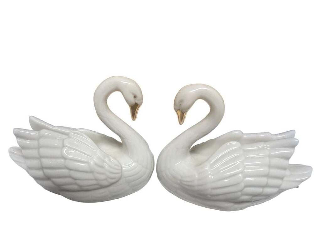 Lenox Porcelain Swan 24K Gold Trim Ivory White Vtg Place Card Holder/Wedding Cak